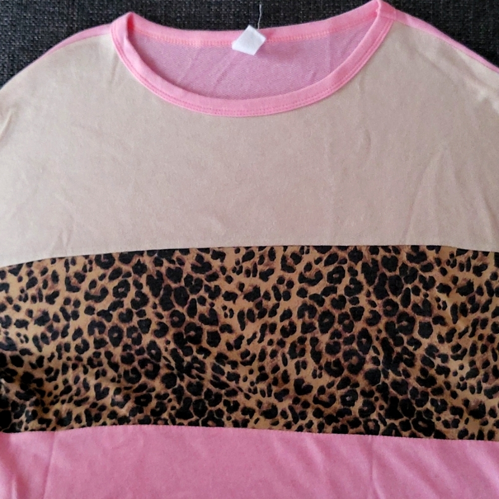 Leopard pink sweater